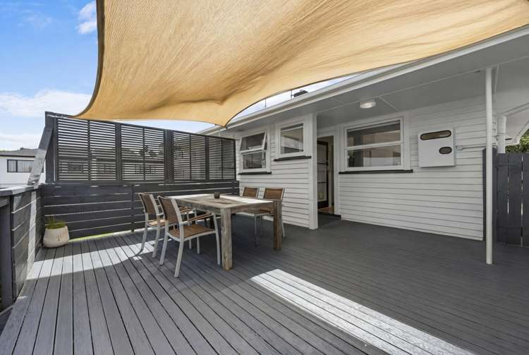 1/4 Grassways Avenue Pakuranga Heights_15