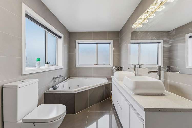 19 Kira Road Flat Bush_17
