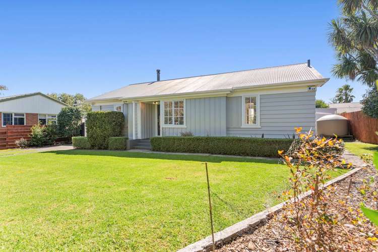 2 Buchanan Road Kingseat_18