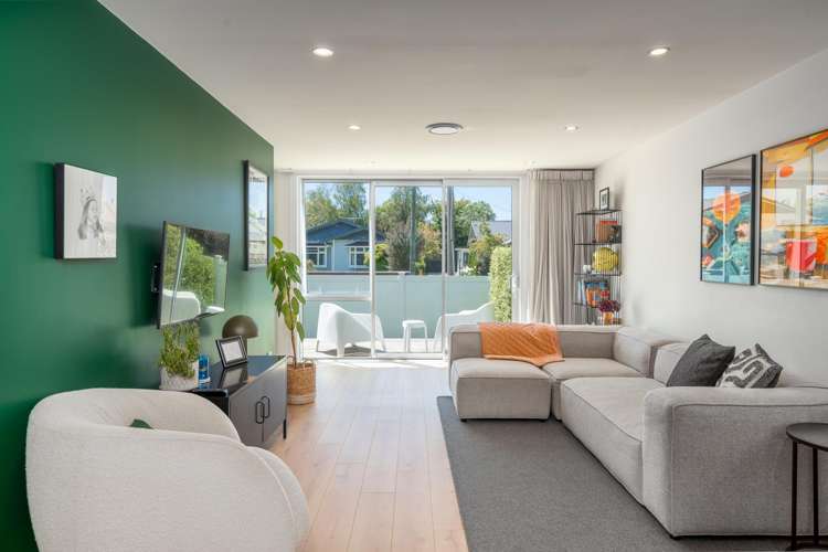 51 Mayfield Avenue St Albans_1