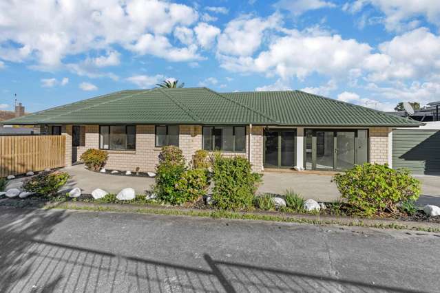 44A Evans Road Weymouth_3