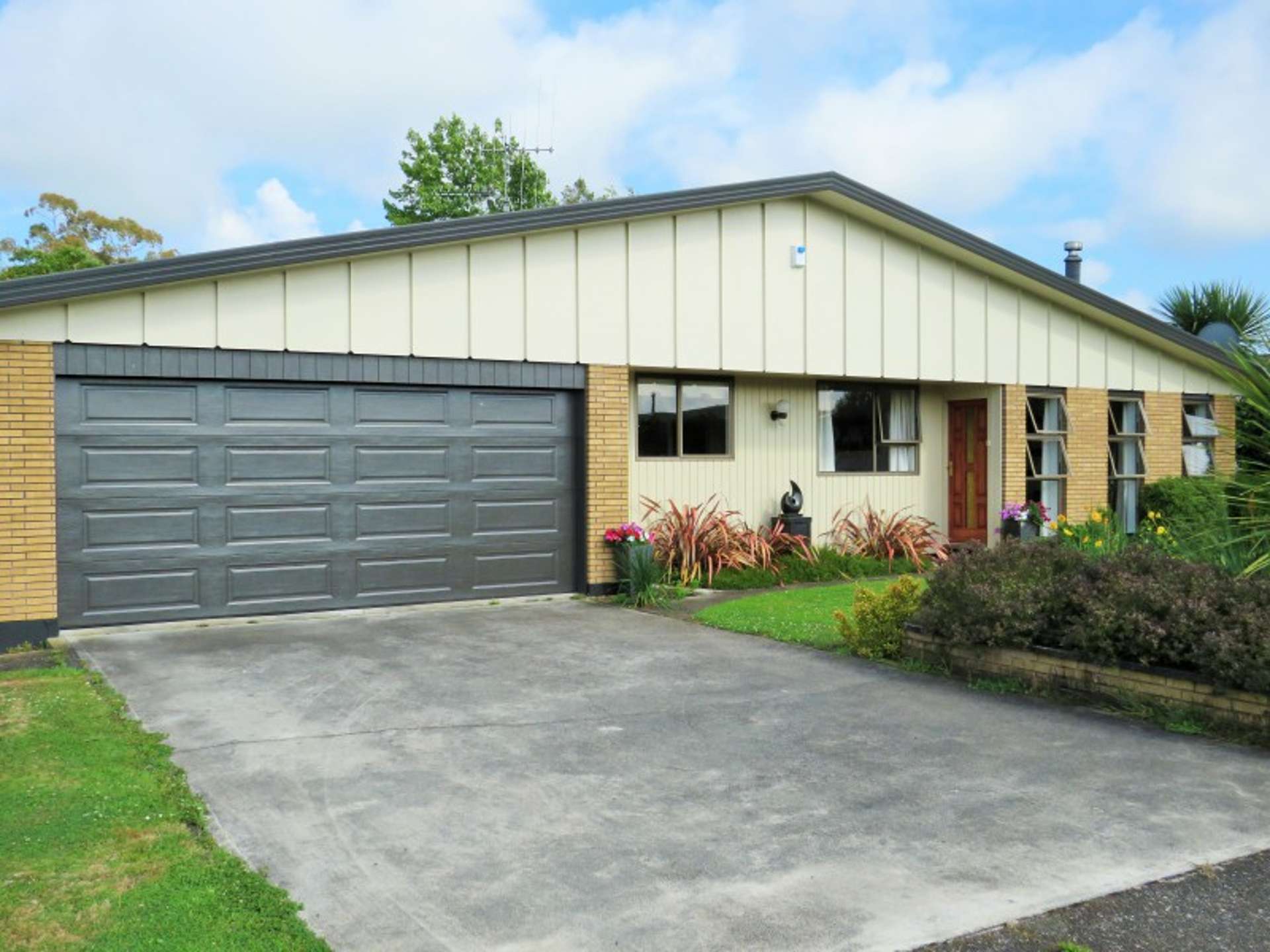 63 Gregg Street Dannevirke_0