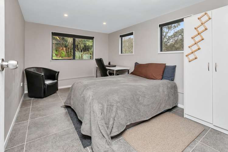 40 Memorial Drive Parahaki_13