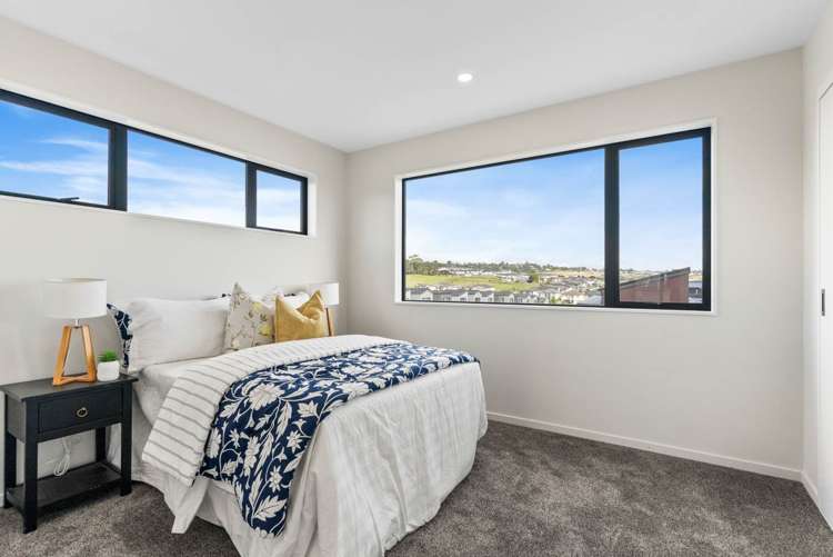 9 Papatahi Lane Flat Bush_9