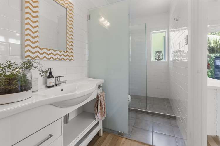 6 Macky Avenue Devonport_19