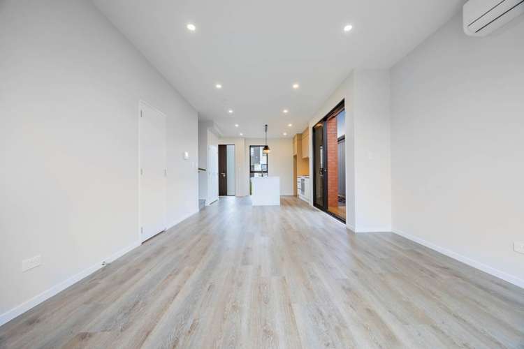 17 Puhikawa Street Massey_12