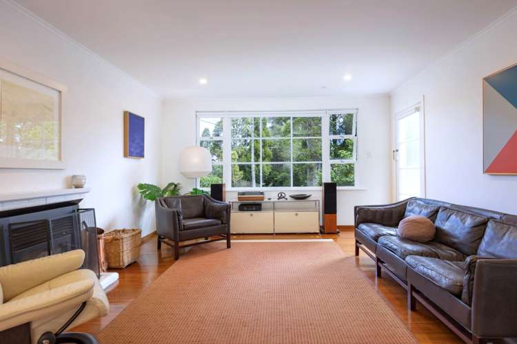 121 Woodlands Park Road Titirangi_11