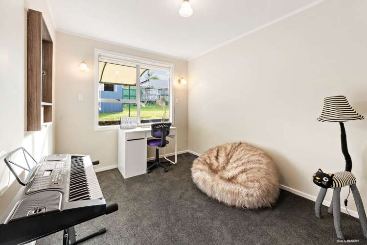 53 Ambler Avenue Glen Eden_13