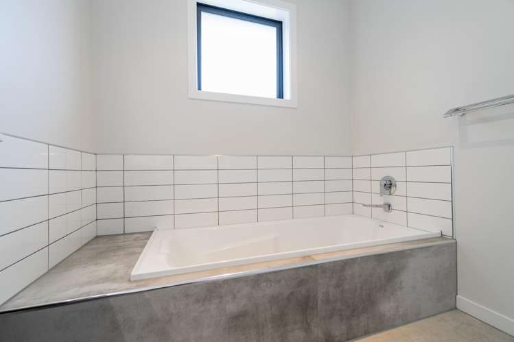 54 Burnby Drive Te Anau_18