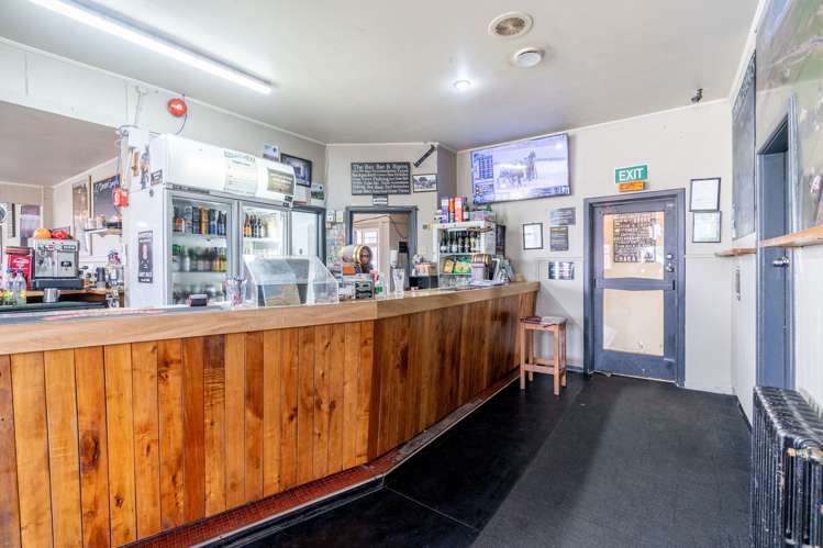 15 Colac Bay Road Colac Bay_12