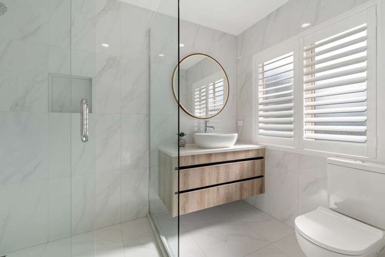 17 Lushington Place Huntington Park_16