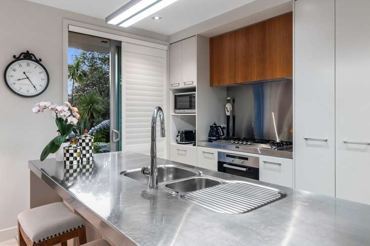 7 Little Compton Mews Snells Beach_6