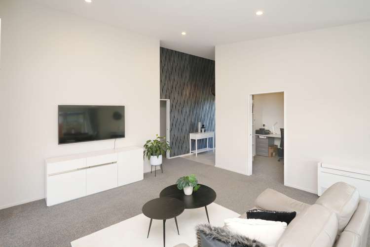 37 Russ Drive Lincoln_8