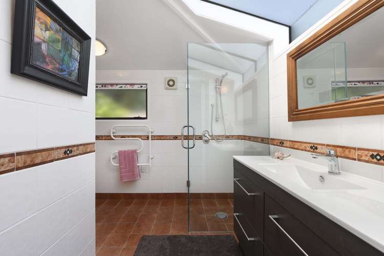 9 Hinewa Road Otumoetai_12