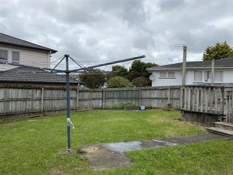 82 Commodore Drive Lynfield_17