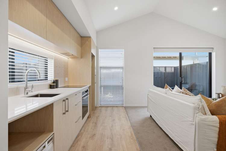 2 Evatt Street_4