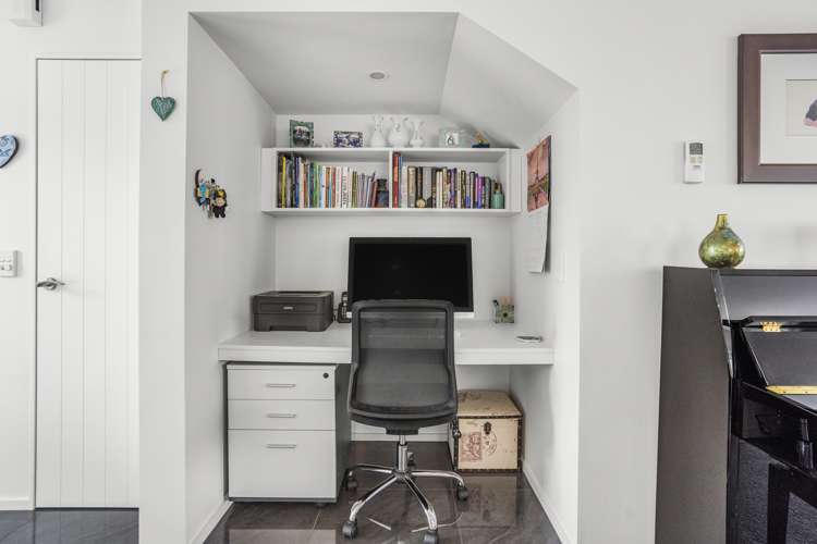 19 Latimer Way Petone_5