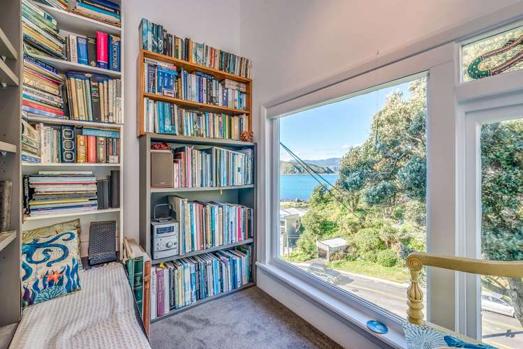 10 Hungerford Road Lyall Bay_12