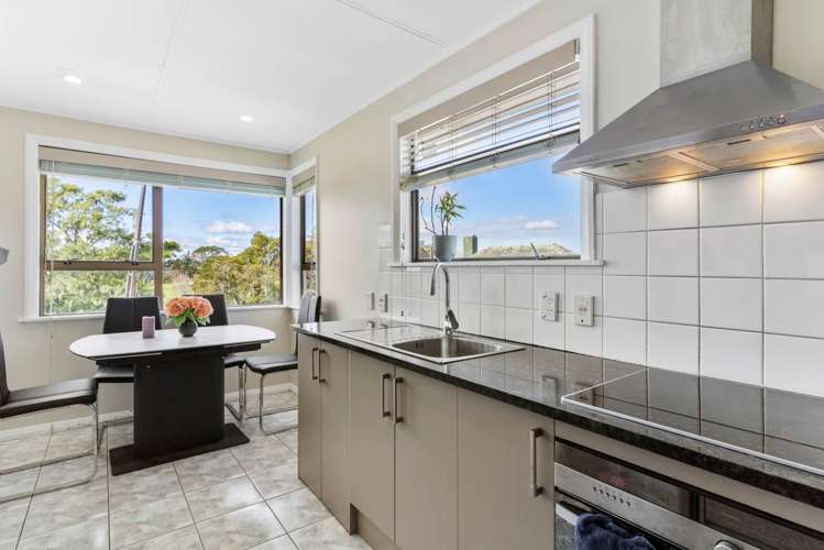 577 Richardson Road Mount Roskill_8