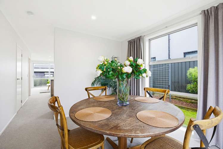 13 Karearea Avenue Kenepuru_7