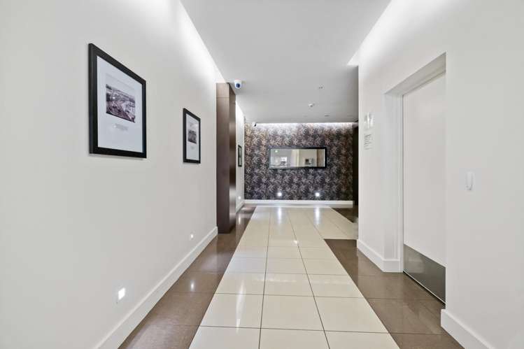 513/85 Beach Road Auckland Central_16