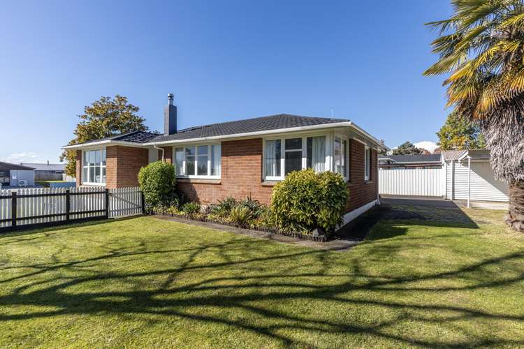 1 Parekarangi Grove Turangi_18