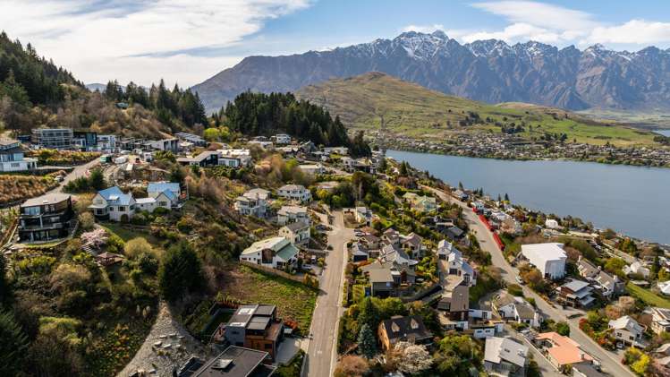 8 Manchester Place Queenstown_10