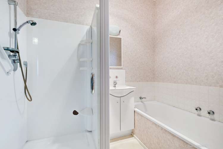 85a Marine Parade Seatoun_10