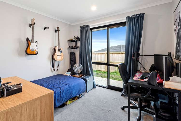 8 Calder Crescent Pokeno_13