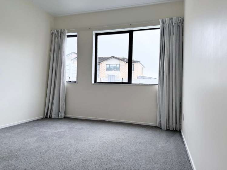 2A Veneta Close Flat Bush_8