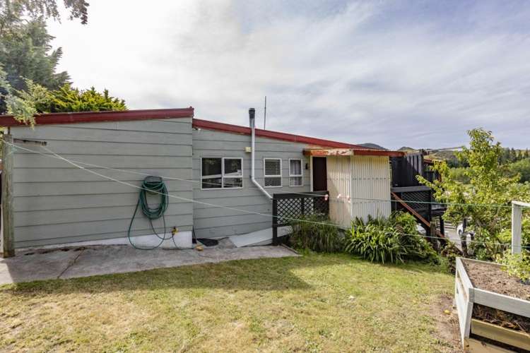 9 Tipapa Place Greta Valley_19