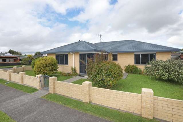 92 Warwick Street Feilding_1