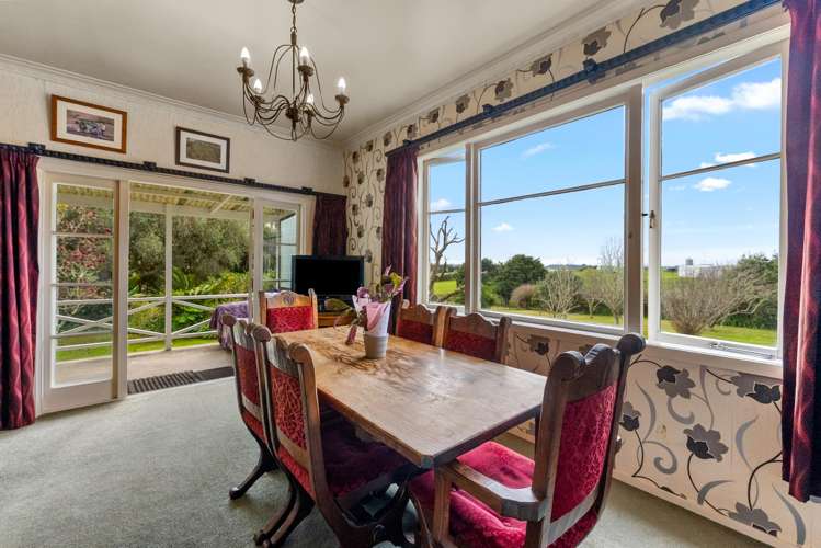 264 Glenbrook Beach Road Glenbrook_25