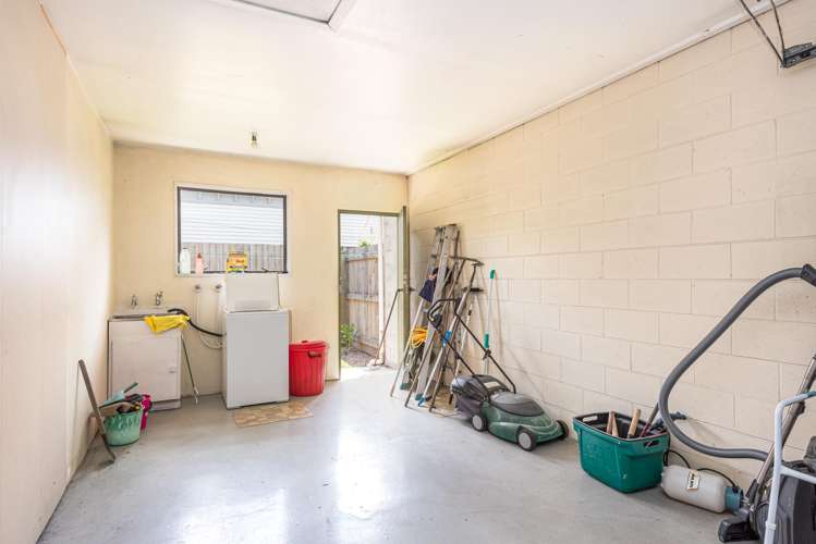 2/61 Caledonian Road Saint Albans_17