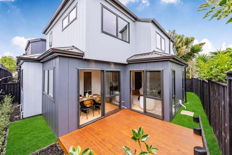 4/10 Sandgate Avenue Botany Downs_16