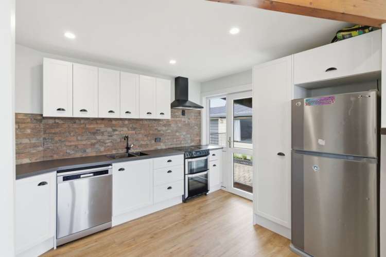 9 Amyes Road Hornby_11