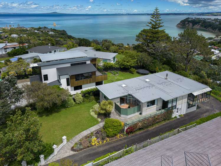 23 Roberts Road Matakatia_6