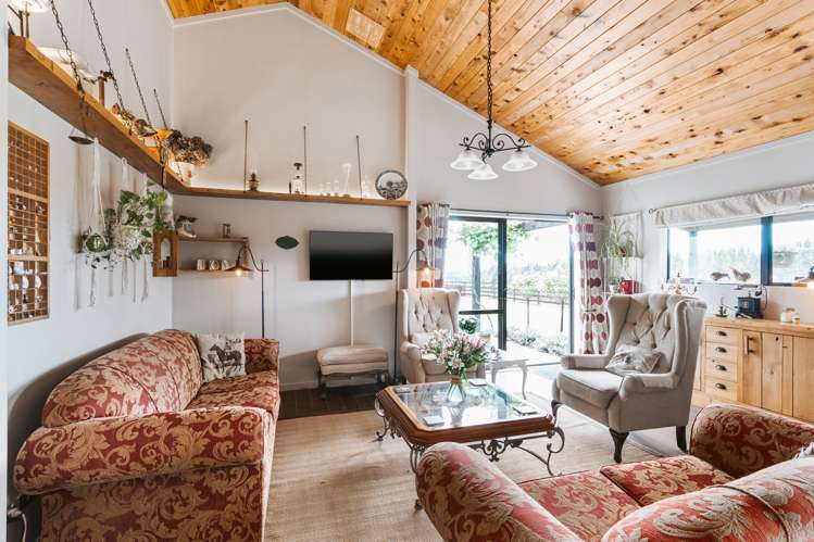 81b Oropi Gorge Road Pyes Pa_2