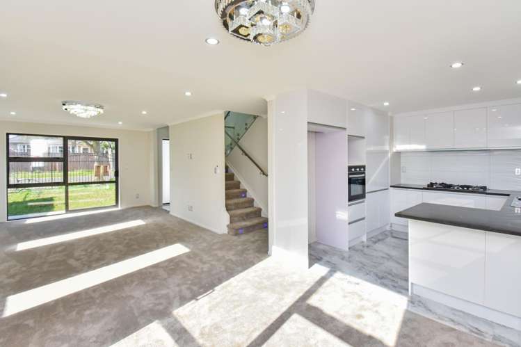 8 Cambridge Road Manurewa_7