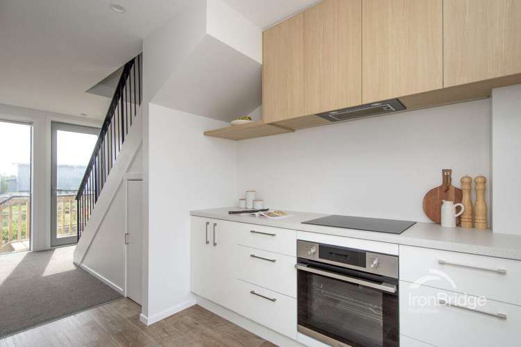 6/246 Marine Parade New Brighton_6