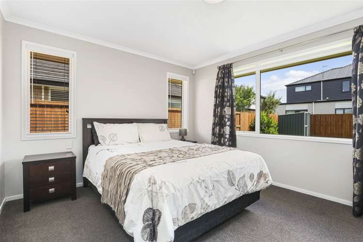 18 Chalgrove Road Huntington_15