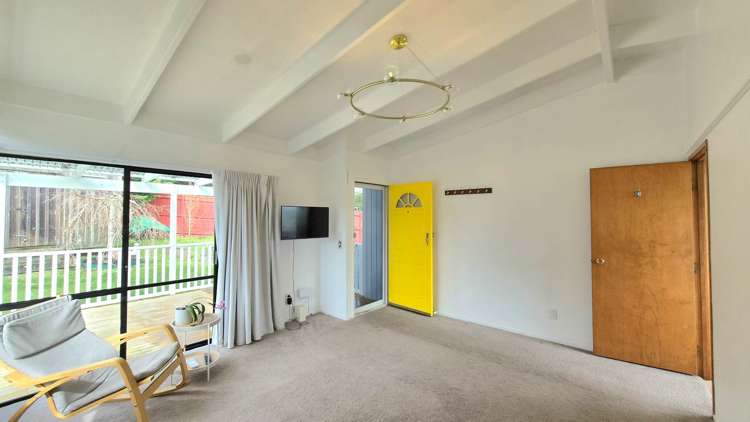 1 Charnley Grove Glenfield_2