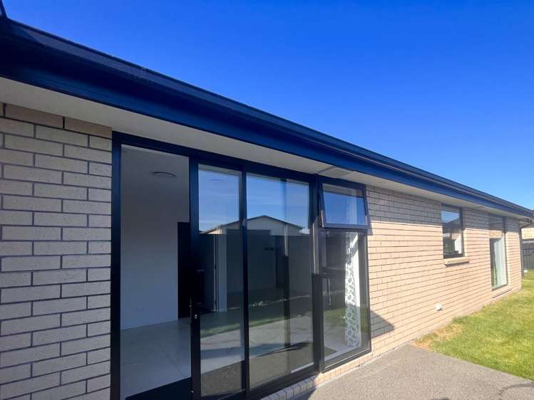 6 Dianthus Place Wigram_18