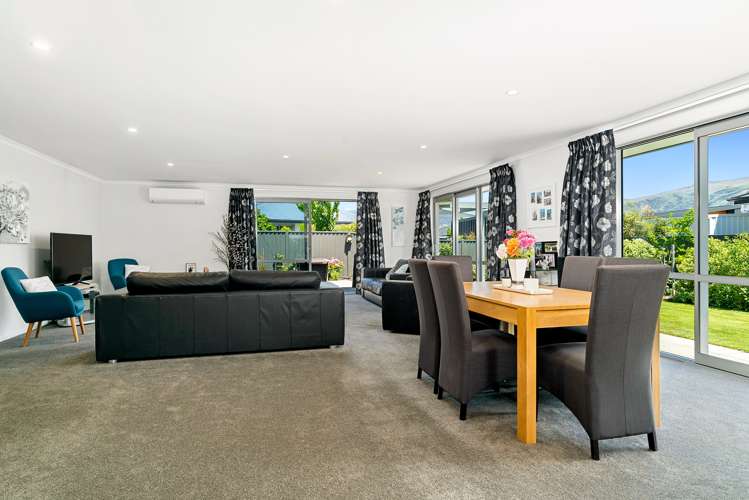 3 Magnetic Place Cromwell_6