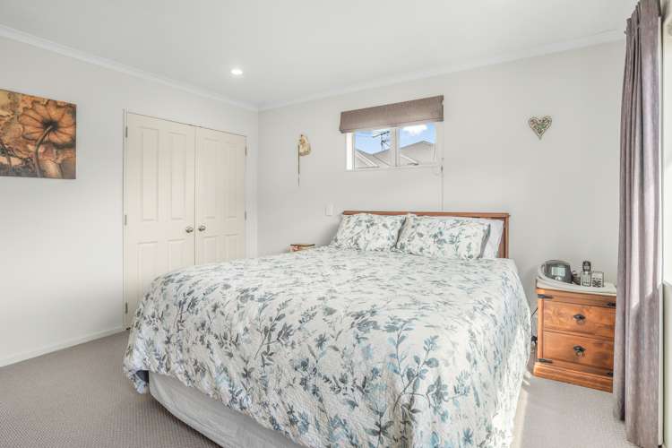 4 Woodland Grove Wainuiomata_13