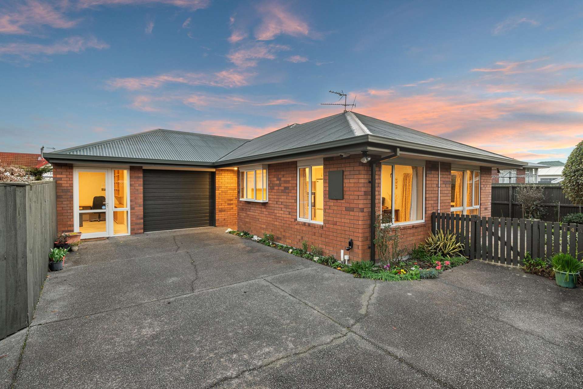 2/14 Middlepark Road Sockburn_0