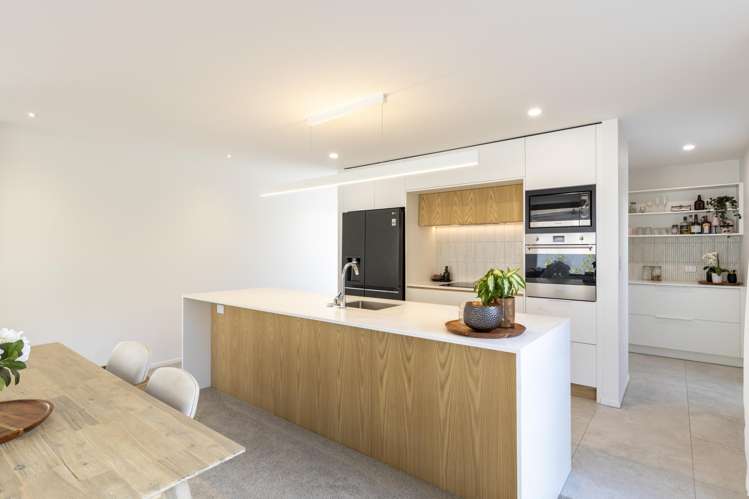 199A Gill Street Strandon_17
