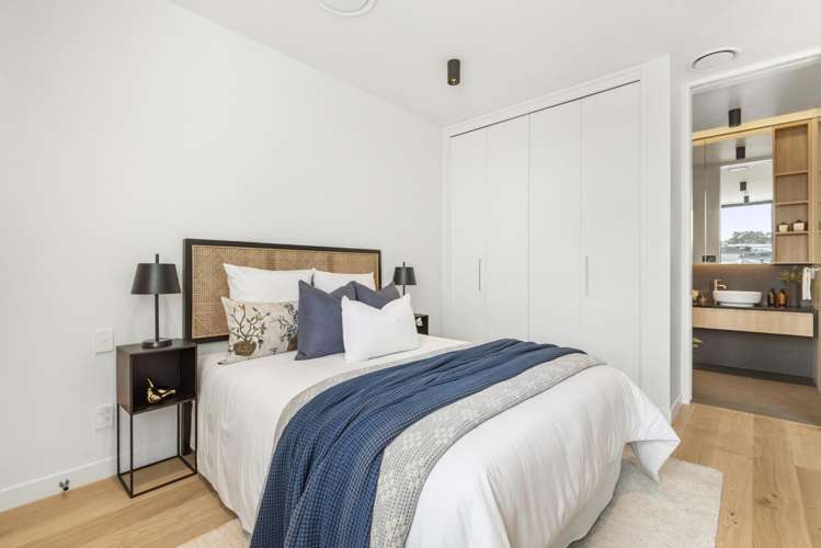 9/423-427 Beach Road Mairangi Bay_7