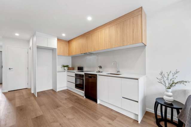 Selo/361 Glengarry Road Glen Eden_4