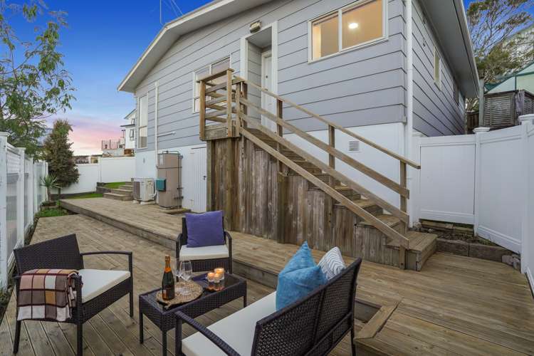2/181 Rangatira Road Beach Haven_11